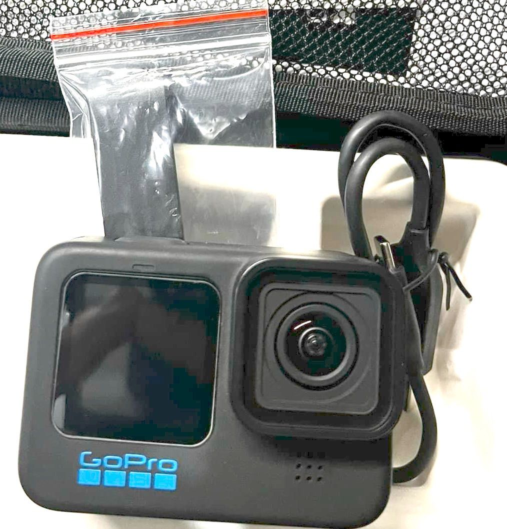 HERO GOPRO 10 (Category: Cameras) located in Las Pinas. Submitted by acif2017 (Listing ID 1267438387, Image 1). Description: For Sale: GoPro HERO 10 Bundle Capture life’s adventures with the powerful GoPro HERO 10, now available in a fantastic bundle deal! What’s Included: GoPro HERO 10 (Used Twice) 3 Batteries (Valued at 3,000 PHP) Wasabi Power GoPro Stick (Valued at 4,500 PHP) 2 Silicon GoPro Covers (Valued at 750 PHP) 1 Metal GoPro Stand for G