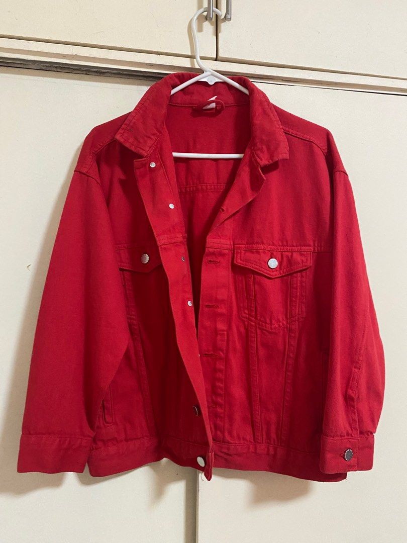 H M red oversized denim jacket Women s Fashion Coats Jackets and Outerwear on Carousell
