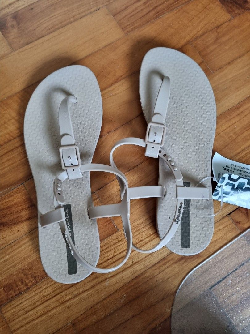 Ipanema t sale bar sandals