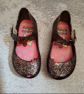 (Category: ) located in . Submitted by june_joe (Listing ID 1267682857, Image 1). Description: .