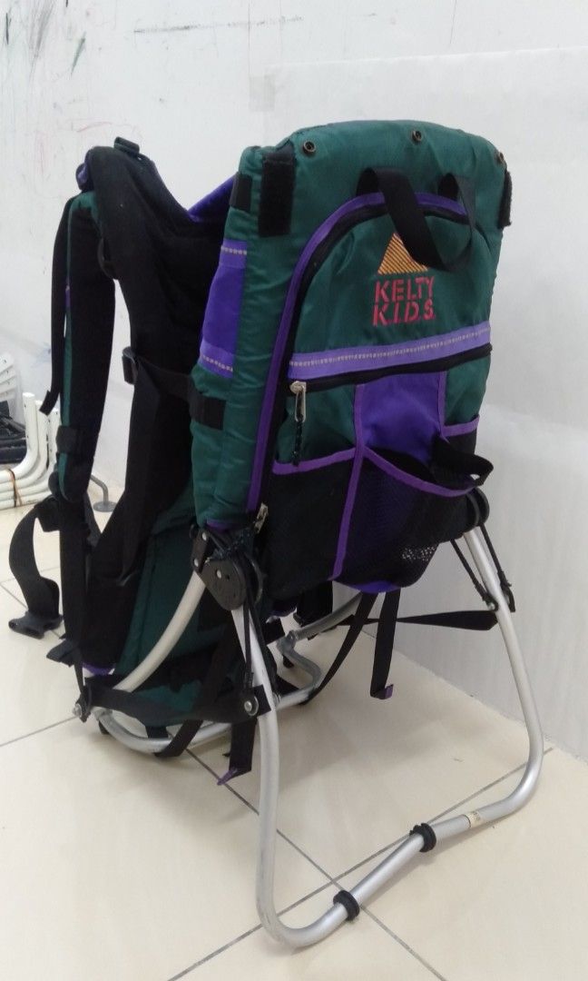 Kelty kids town carrier top