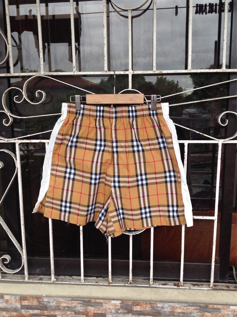 Korean Shorts, Women's Fashion, Bottoms, Shorts on Carousell