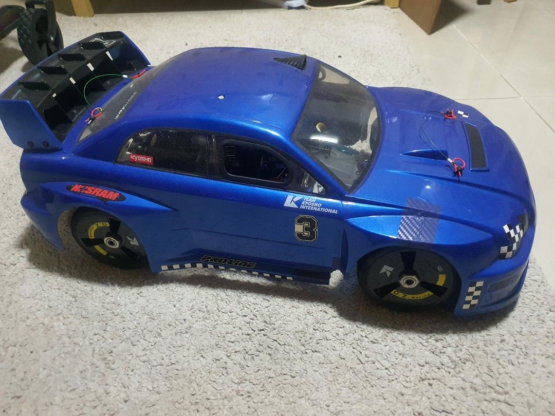 Kyosho Inferno GT1 Nitro 1 8 Scale Subaru with 2.4 ghz Tx Rx