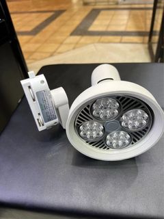 （分類：）位於 。 由 852workshop 提交（商品編號 1267616406，圖片 1）。簡介： 。