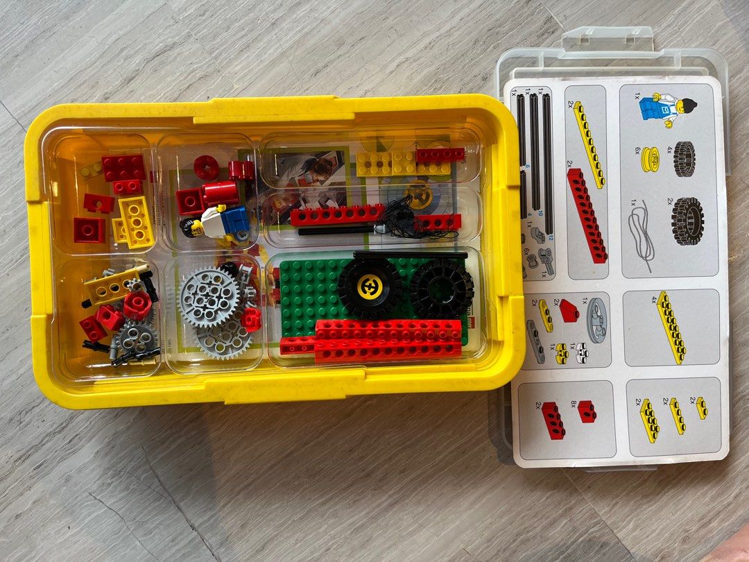LEGO Educational Division Wheels and Axels Mini Set (9616)