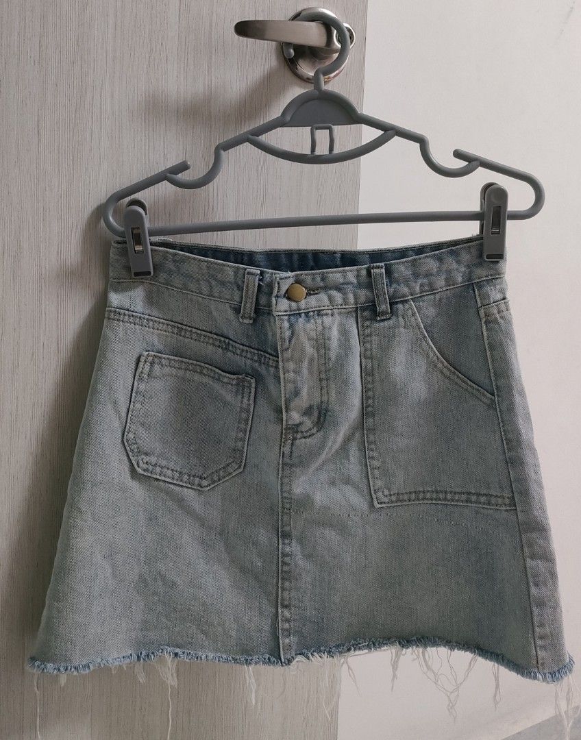 Women's Light Blue Denim Skirt with Cargo Pocket and Front Slit