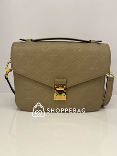 Louis Vuitton Collection item 2