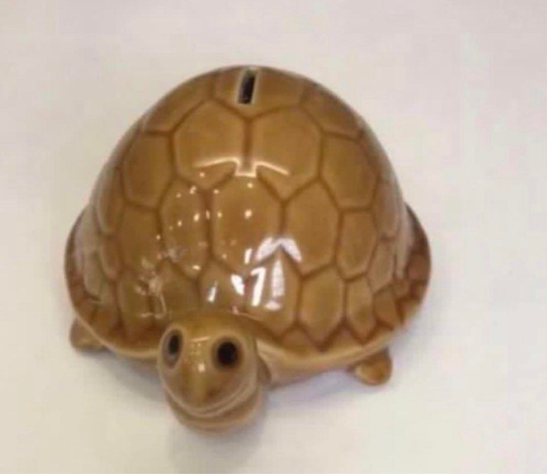 Lucky Tortoise Piggy Bank, Hobbies & Toys, Memorabilia & Collectibles,  Vintage Collectibles on Carousell