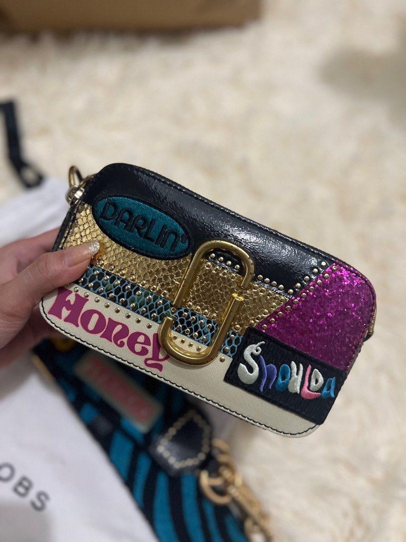 Marc Jacobs Kaia Snapshot, Luxury, Bags & Wallets on Carousell