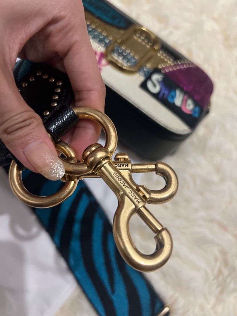 Marc Jacobs Kaia Snapshot, Luxury, Bags & Wallets on Carousell