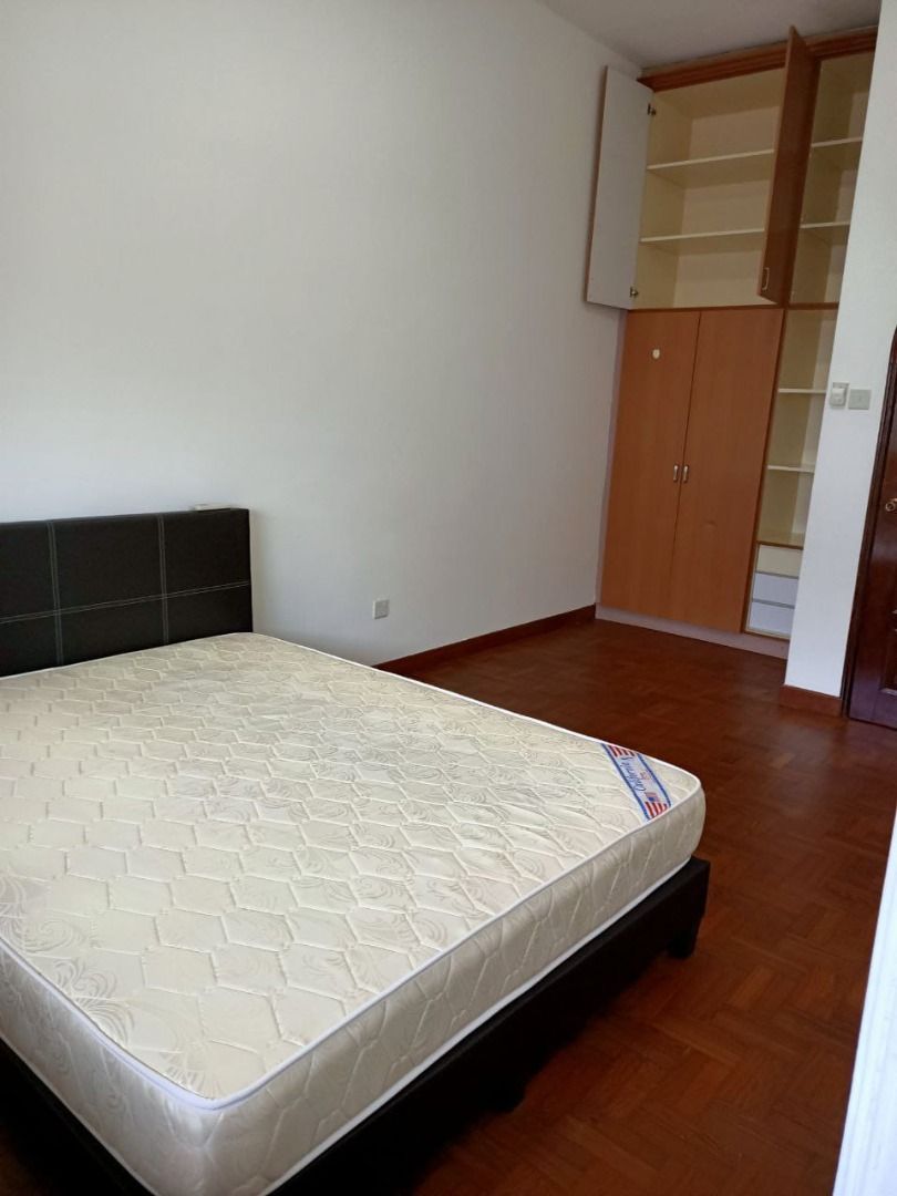Master RoomKembangan MRT move in immediate, Property, Rentals, Landed