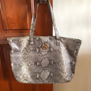 Affordable michael top kors purses