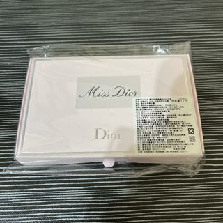 Miss Dior 夏日玫瑰身體系列四件組
