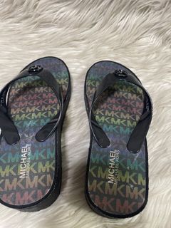 MK Slippers