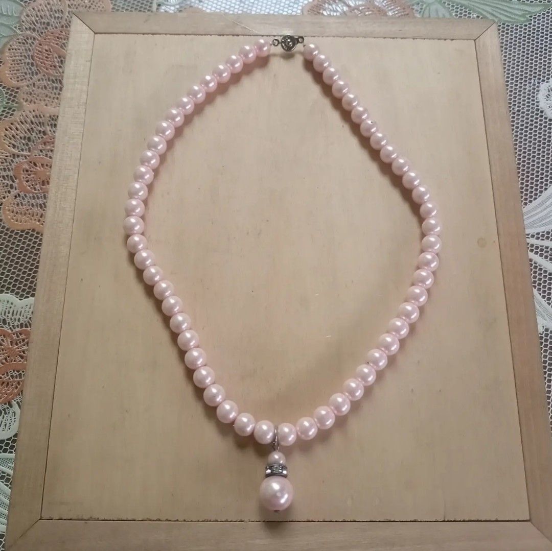 necklace pearl teng yue pink 1700885216 f48a09da progressive