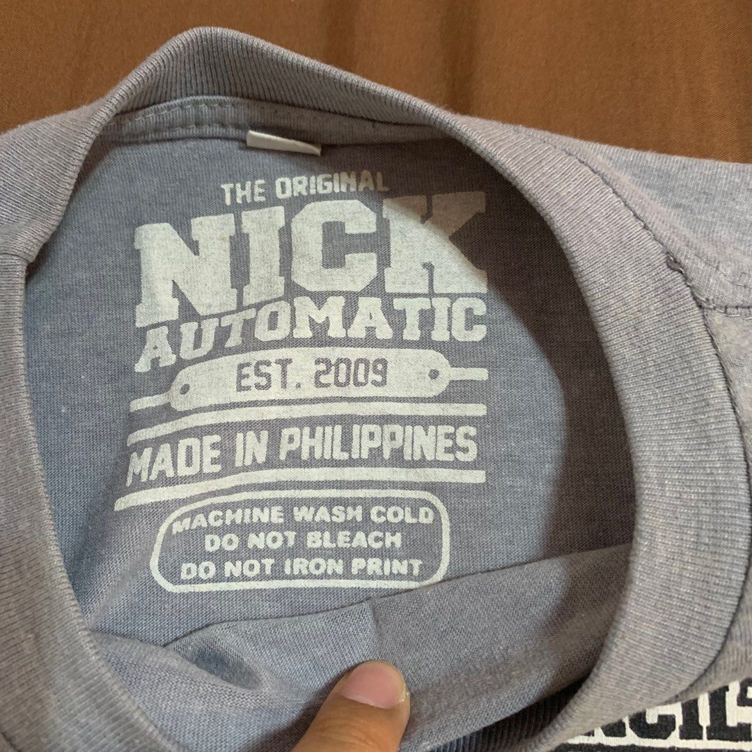 Nick automatic shirt (Category: Shirts) located in Masantol. Submitted by ceshdeclutters (Listing ID 1267624653, Image 3). Description: With washable stain, na stock nalang kasi sa cabinet. But still in good condition.