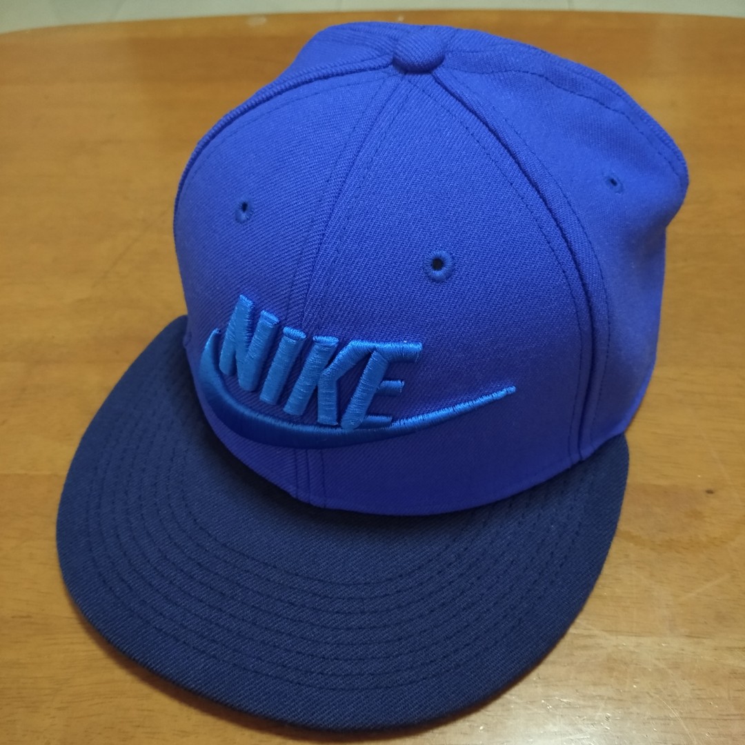 Nike Cap, Men's Fashion, Watches & Accessories, Caps & Hats on Carousell