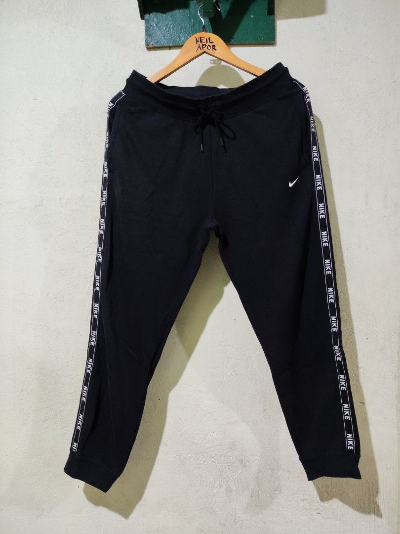 Nike w nsw jogger logo 2025 tape