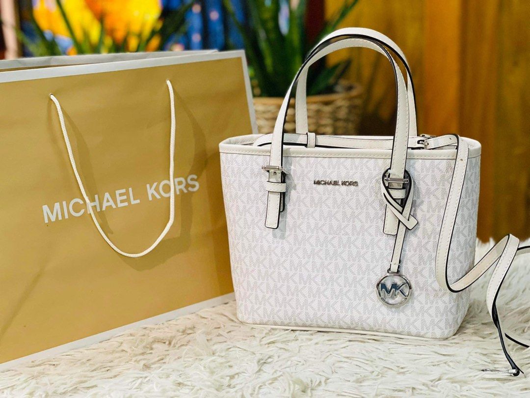 Michael kors vanilla tote hotsell