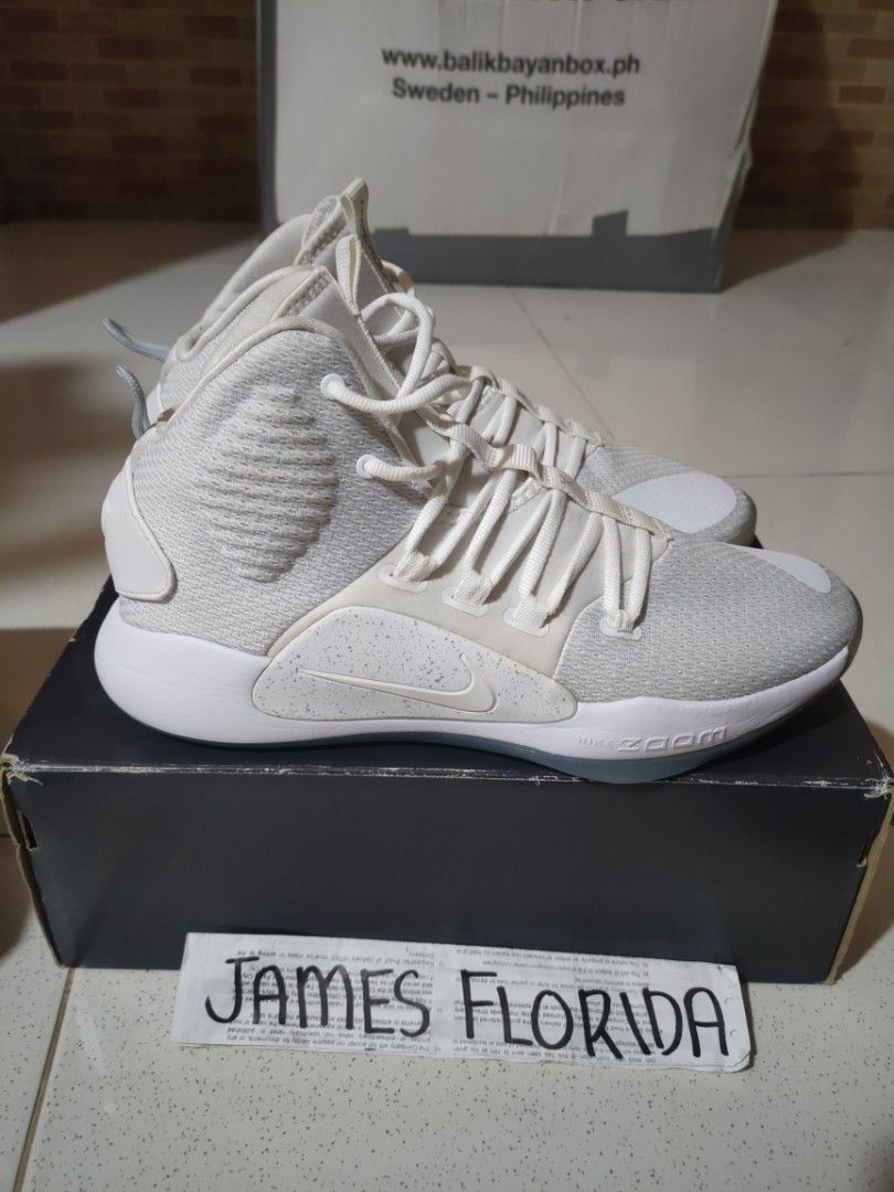Original Nike Hyperdunk X 'White Ice ' (Category: Sneakers) located in Lapu-Lapu City. Submitted by jamesflorida0007 (Listing ID 1267660453, Image 1). Description: Nike Hyperdunk X EP 'White Ice' Size 9.5 Slightly used. No drags No heeldrag Original/Authentic 💯 Check detailed pic to appreciate the shoes For 3,200 firm❗(FREE SHIPPING NA DOOR TO DOOR) Ship ko din agad bukas through Jrs express ⚠️ Money back if proven fake ⚠️You can vouch me first 