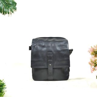 (Kategori: ) berada di . Dikirim oleh R3_Station (ID iklan 1267620864, Gambar 1). Deskripsi: .