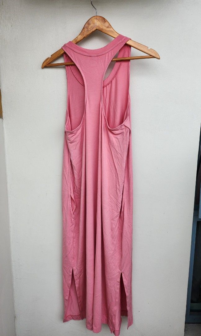Nursing clothes hotsell old navy