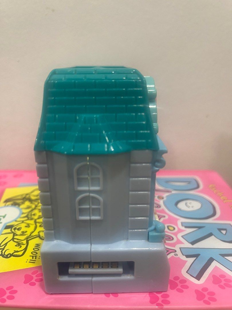 Electronic dollhouse shop