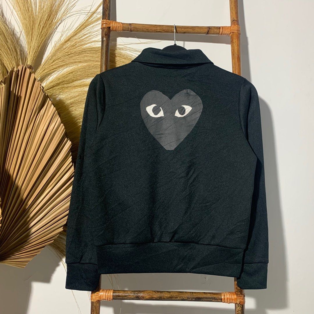 Play CDG Tracktop Fesyen Pria Pakaian Lainnya di Carousell