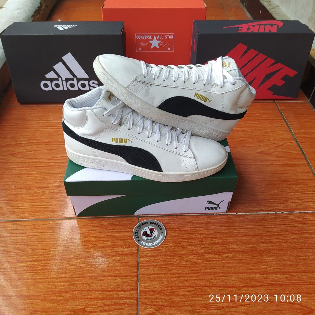 Puma Smash V2 Mid White Black, Fesyen Pria, Sepatu Sneakers di