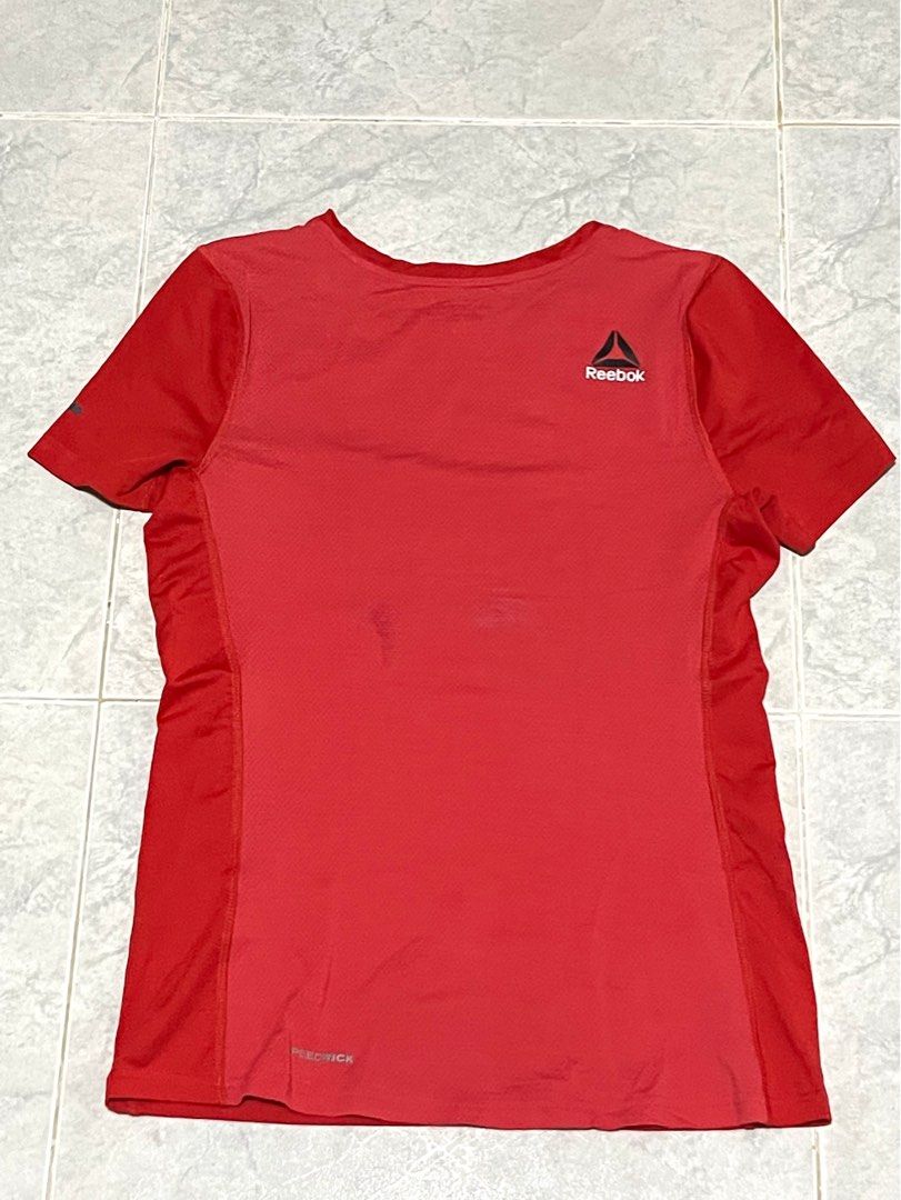 Reebok red drifit sports top tee Women s Fashion Tops Shirts on
