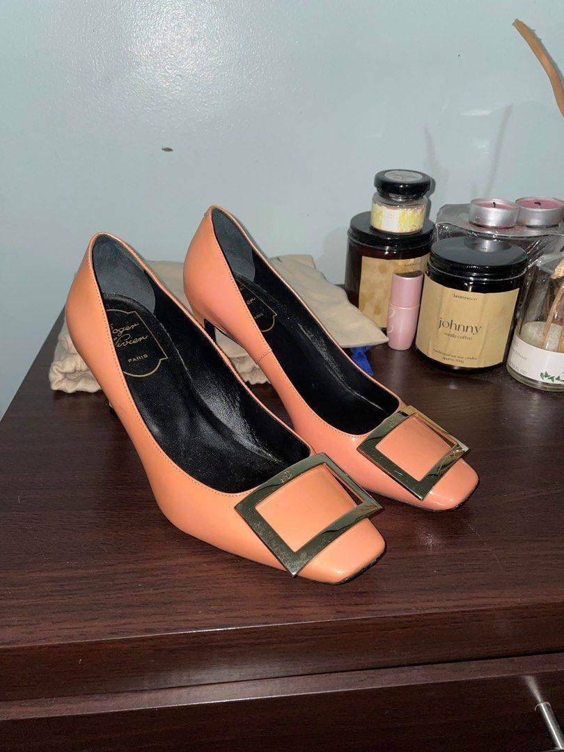 RV heels (Category: Heels) located in Pasig City. Submitted by anna_banana1701 (Listing ID 1267632434, Image 2). Description: used twice during my daughters debut and christmas event size 5.5 bought in Hongkong.