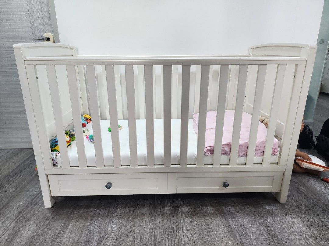 Nostalgia cot bed sales
