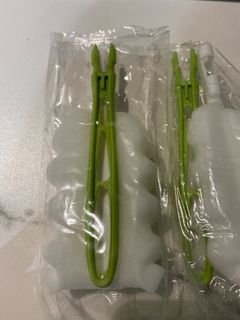 Sponge cleaner for bottle / cup