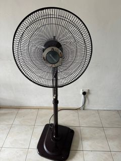 (Category: ) located in . Submitted by meechuen (Listing ID 1267622231, Image 1). Description: .