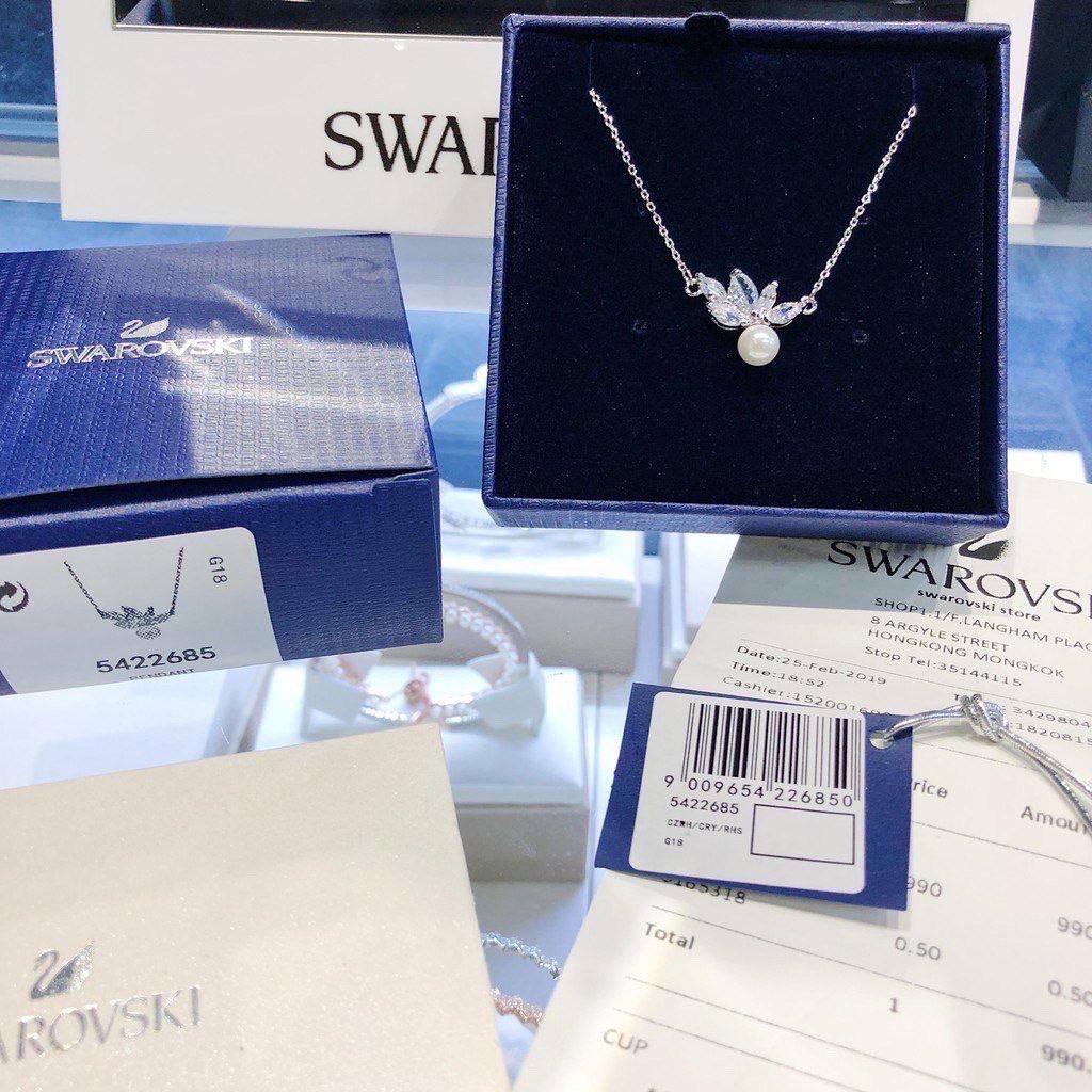 Swarovski Pearl crystal Leaf Necklace5 discount Hari Kebangsaan
