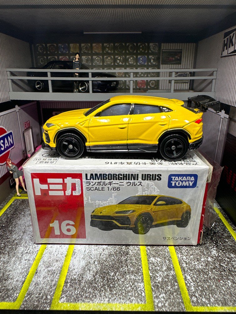 Lamborghini urus tomica hotsell