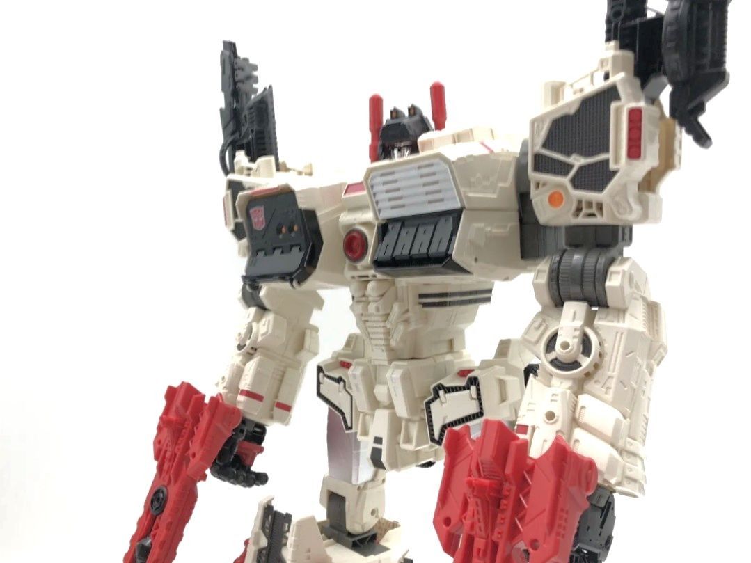 Transformers LG TG Generations Metroplex Takara Complete, Hobbies ...