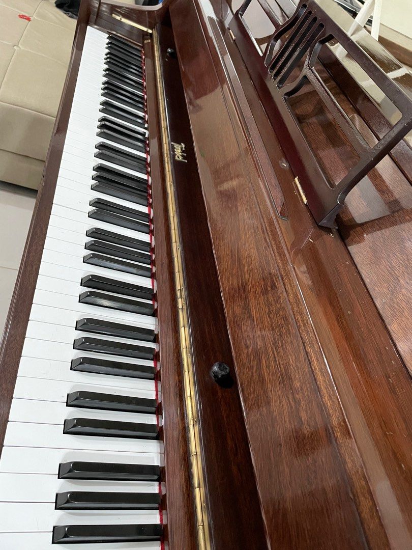 Trebel piano for sale (Category: Musical Instruments) located in Binan City. Submitted by chanelzoleta03 (Listing ID 1267641485, Image 3). Description: Trebel piano for sale almost new seldome used negotiable 09055197930.