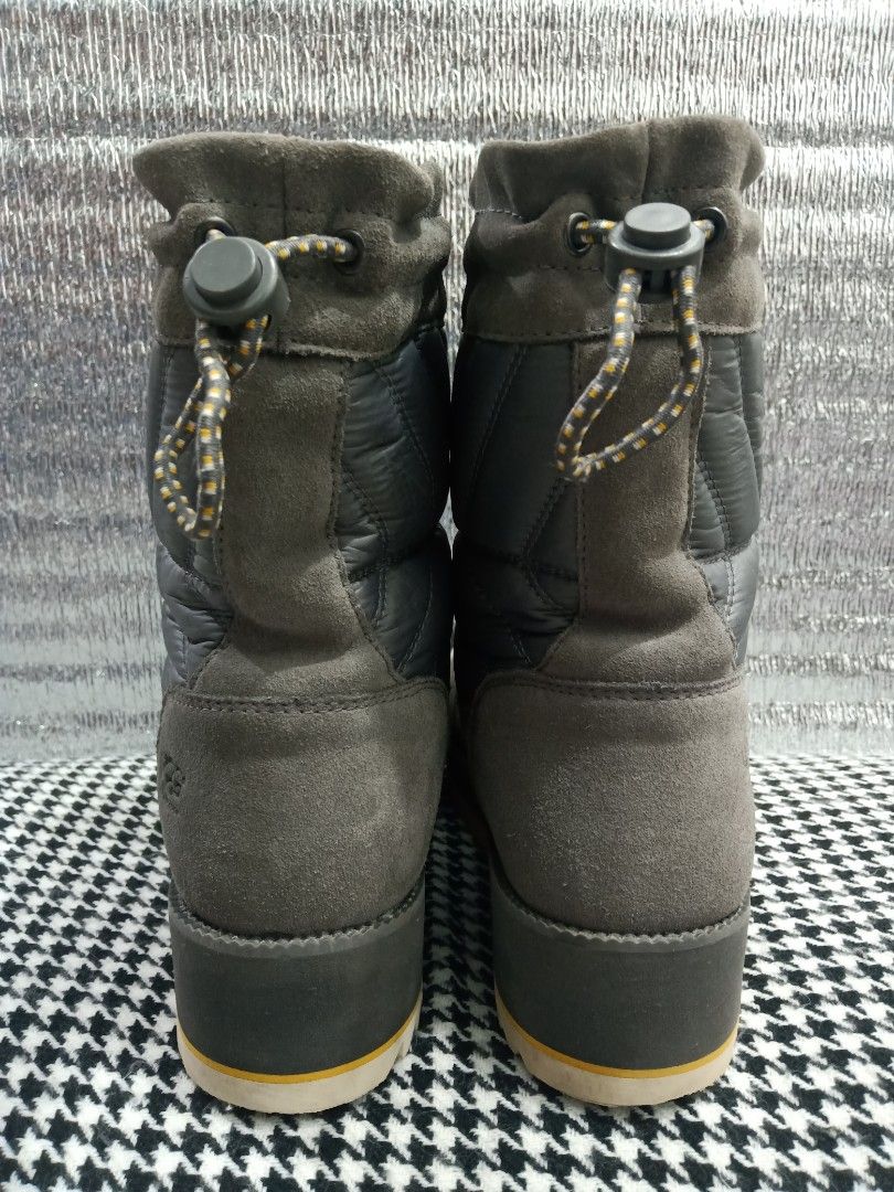 Ugg beck waterproof snow boot 2025