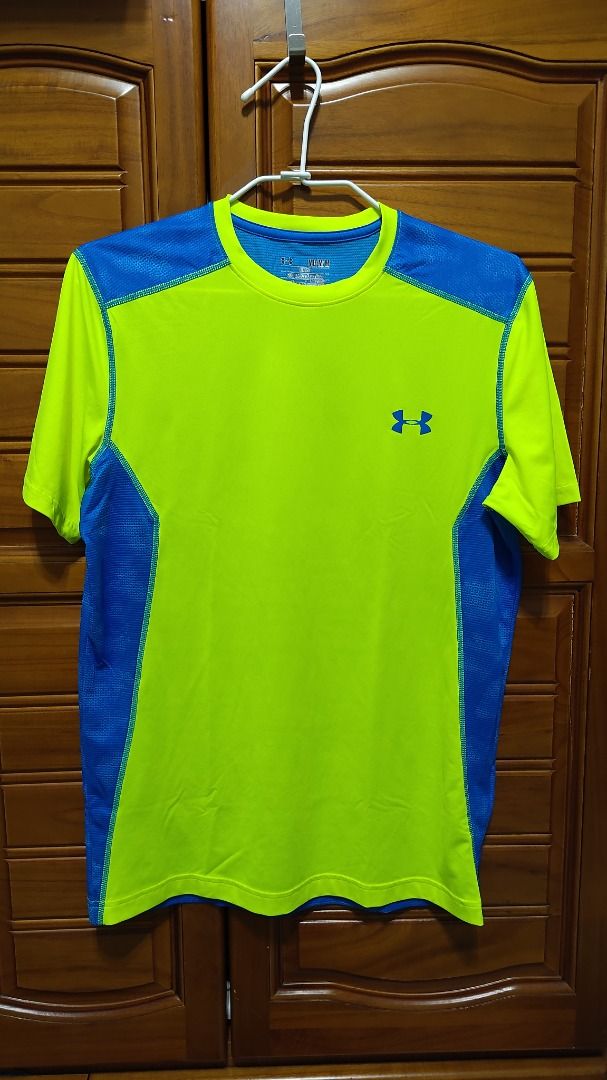 Under armour style top 1257466