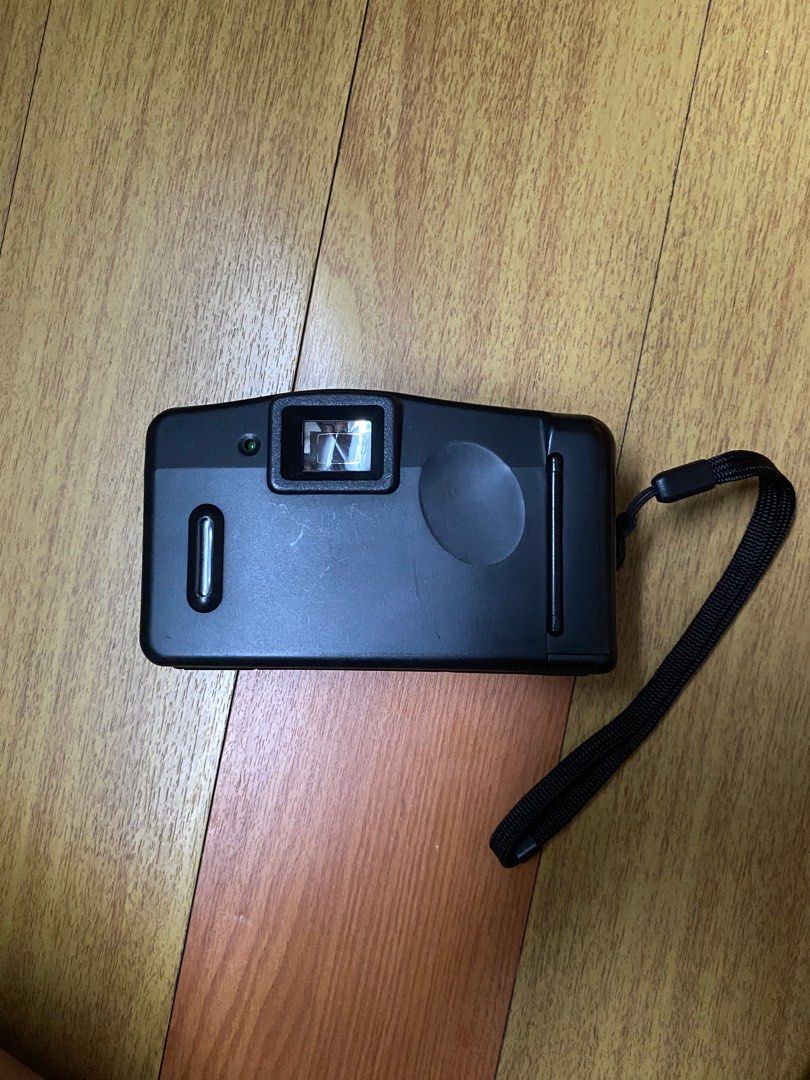 Untested Olympus Trip XB3 film camera (Category: Cameras) located in Pasig City. Submitted by madebyclaive (Listing ID 1267589784, Image 2). Description: Untested Olympus Trip XB3 film camera - uses AA battery - untested so buy at your own risk.