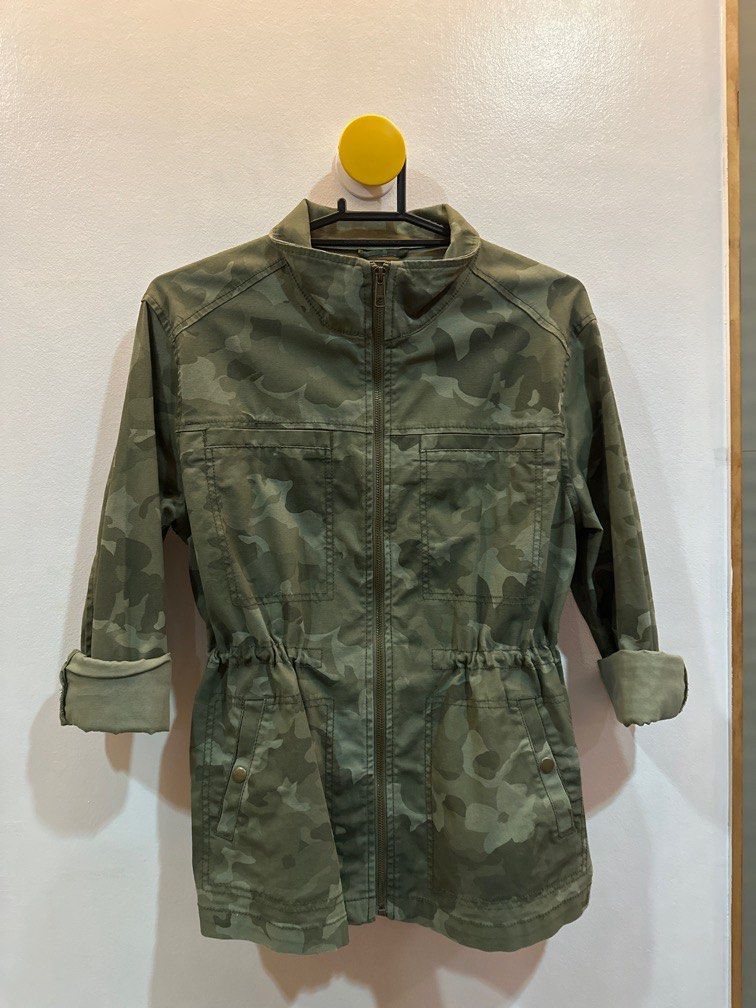 Old navy women's camouflage store jacket