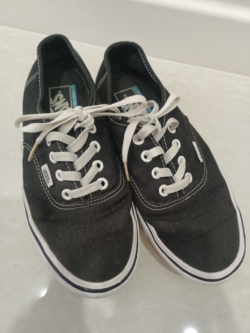 Girl vans black outlet