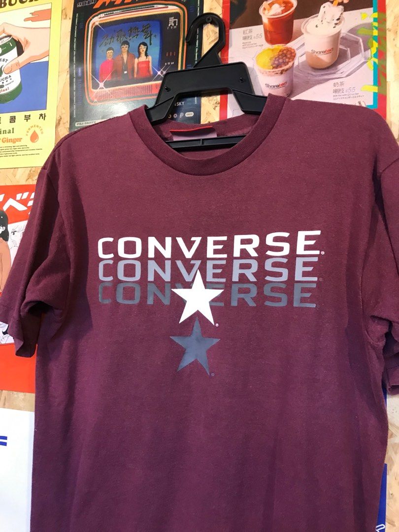 Burgundy converse t shirt discount