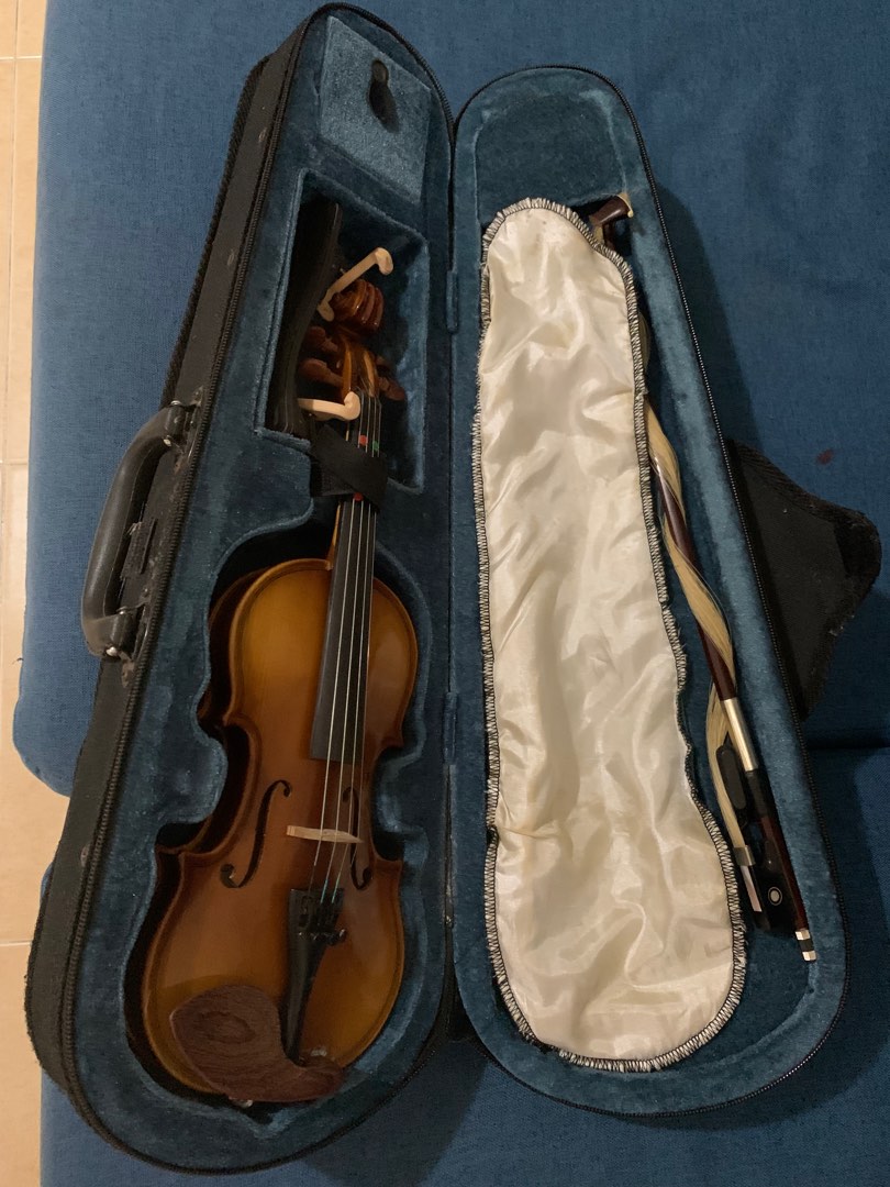 Violin, Hobbies & Toys, Music & Media, Musical Instruments on Carousell