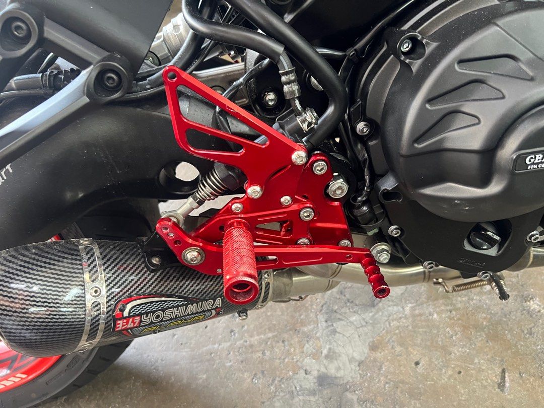 Yamaha MT09 V1 V2 Racing Footrest Adjustable Motorcycle Accessories