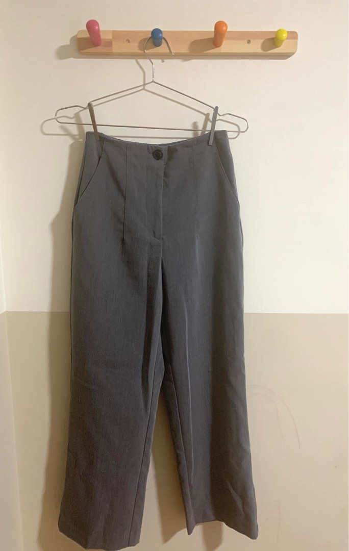 Zara Grey Pants, Women's Fashion, Bottoms, Other Bottoms on Carousell