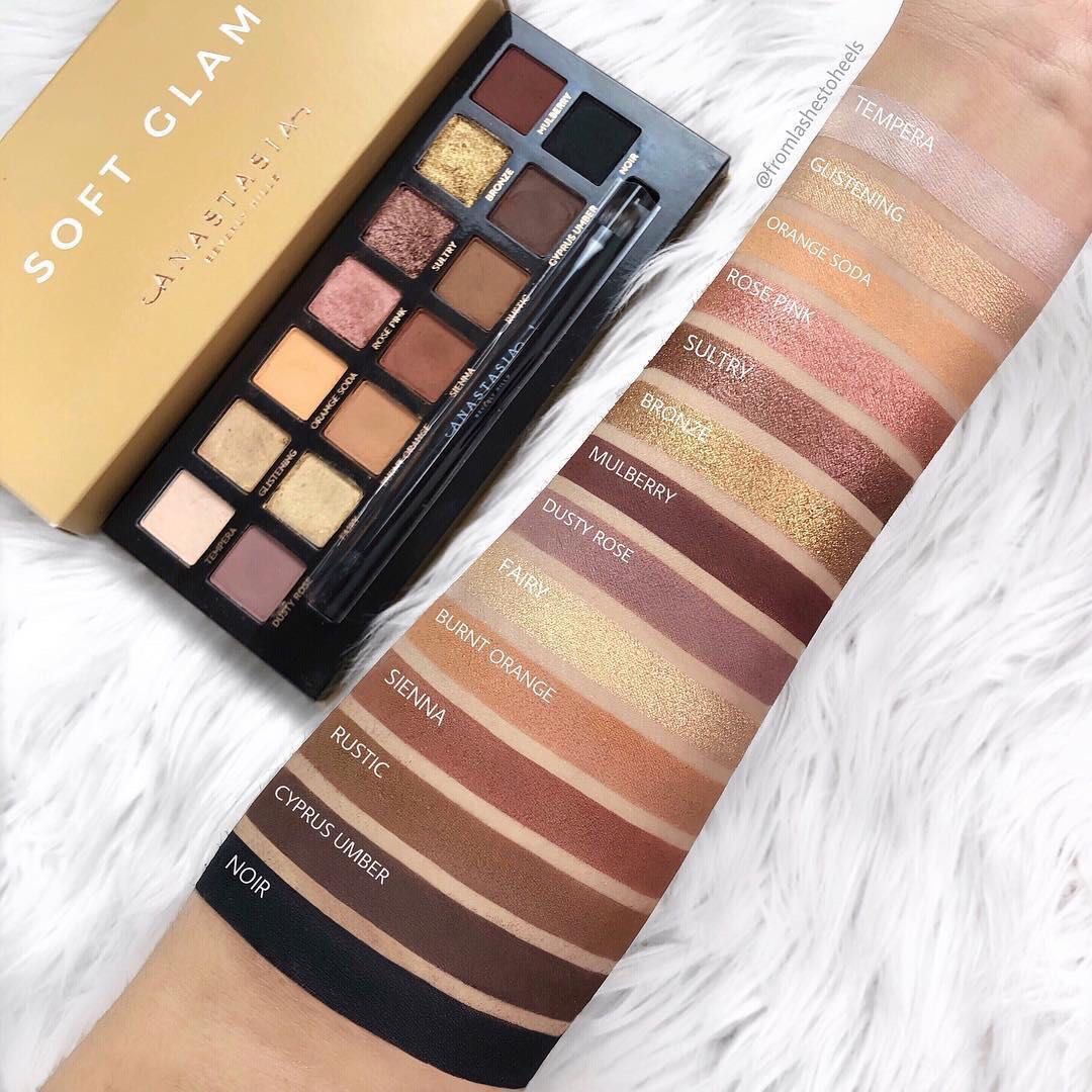 ABH Soft Glam Eyeshadow Palette Anastasia Beverly Hills Palette