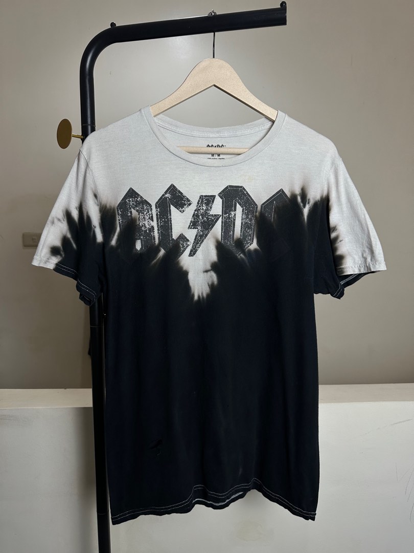 Ac dc tee, Men's Fashion, Tops & Sets, Tshirts & Polo Shirts on Carousell