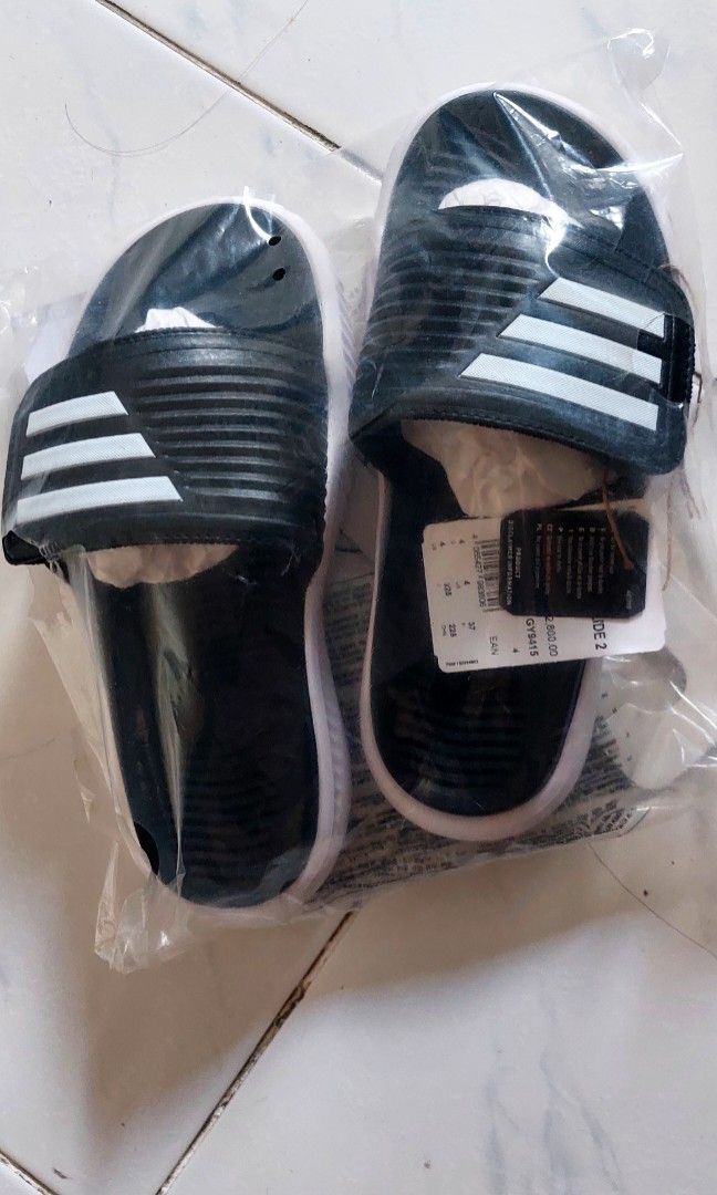 Adidas discount bounce slippers
